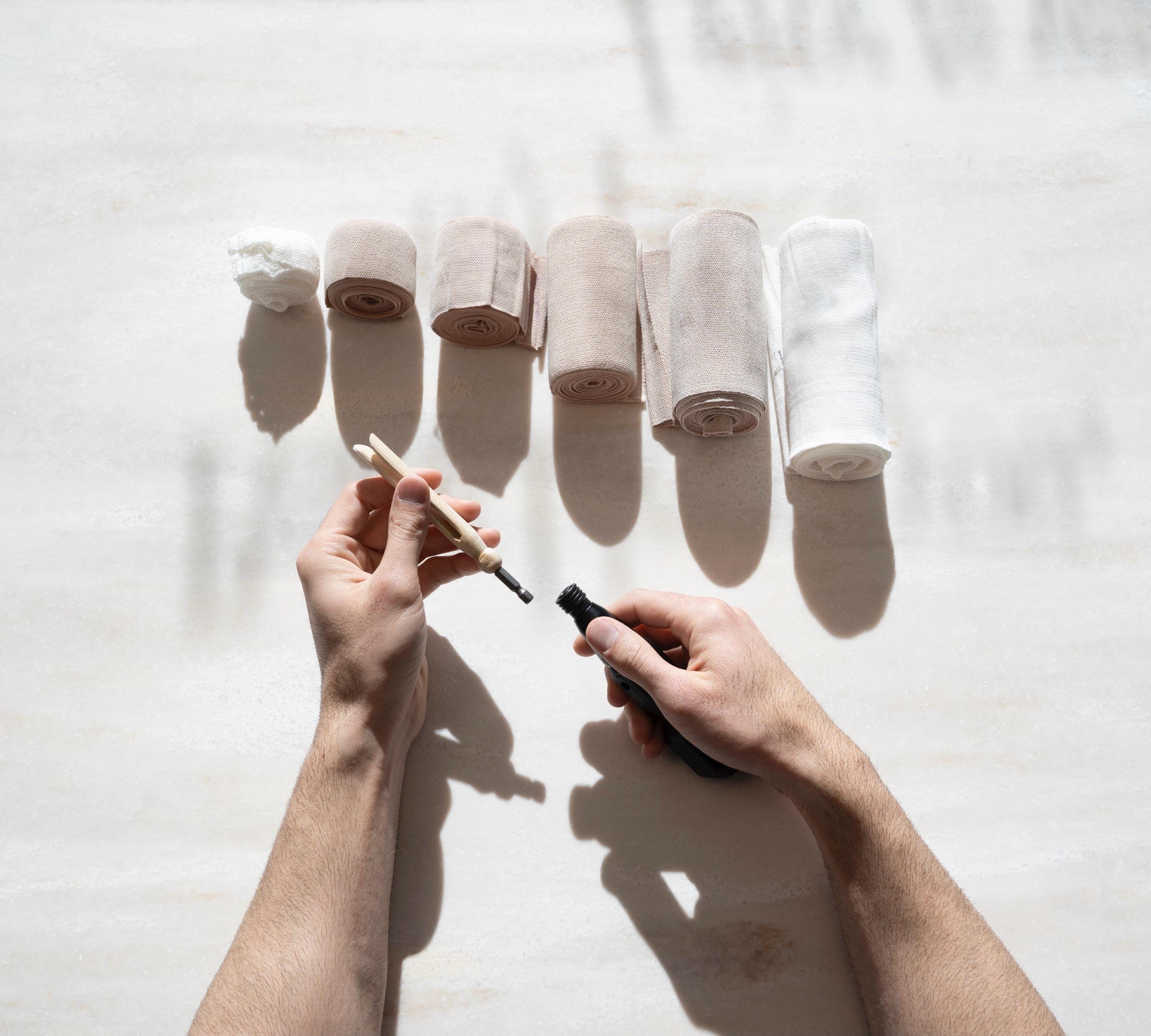 Rechargeable Bandage Roller Super Fast Rolling Wraps and Bandages Reduce Hand Strain, Energy and Time Saver, For Clinics, Spa, and Home Use.